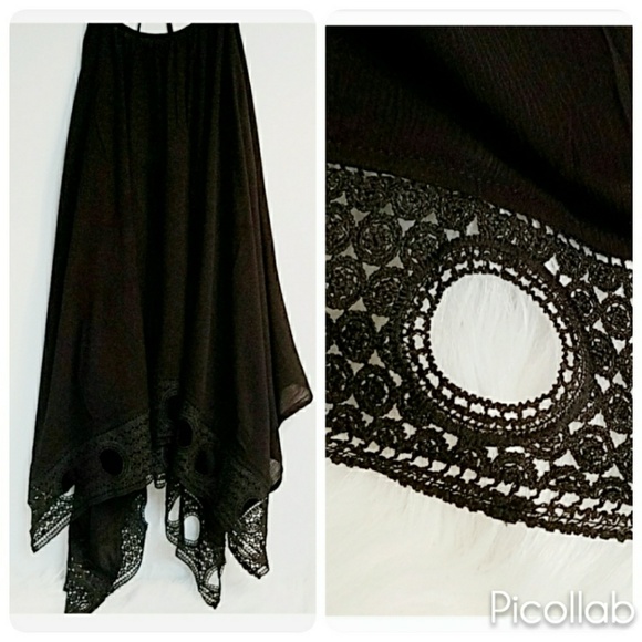 Handkerchief Lace Hem Tunic top - Picture 4 of 4